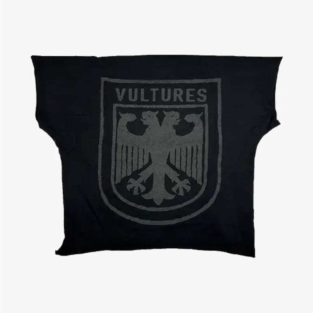 YEEZY • Vutures Black Box Tee